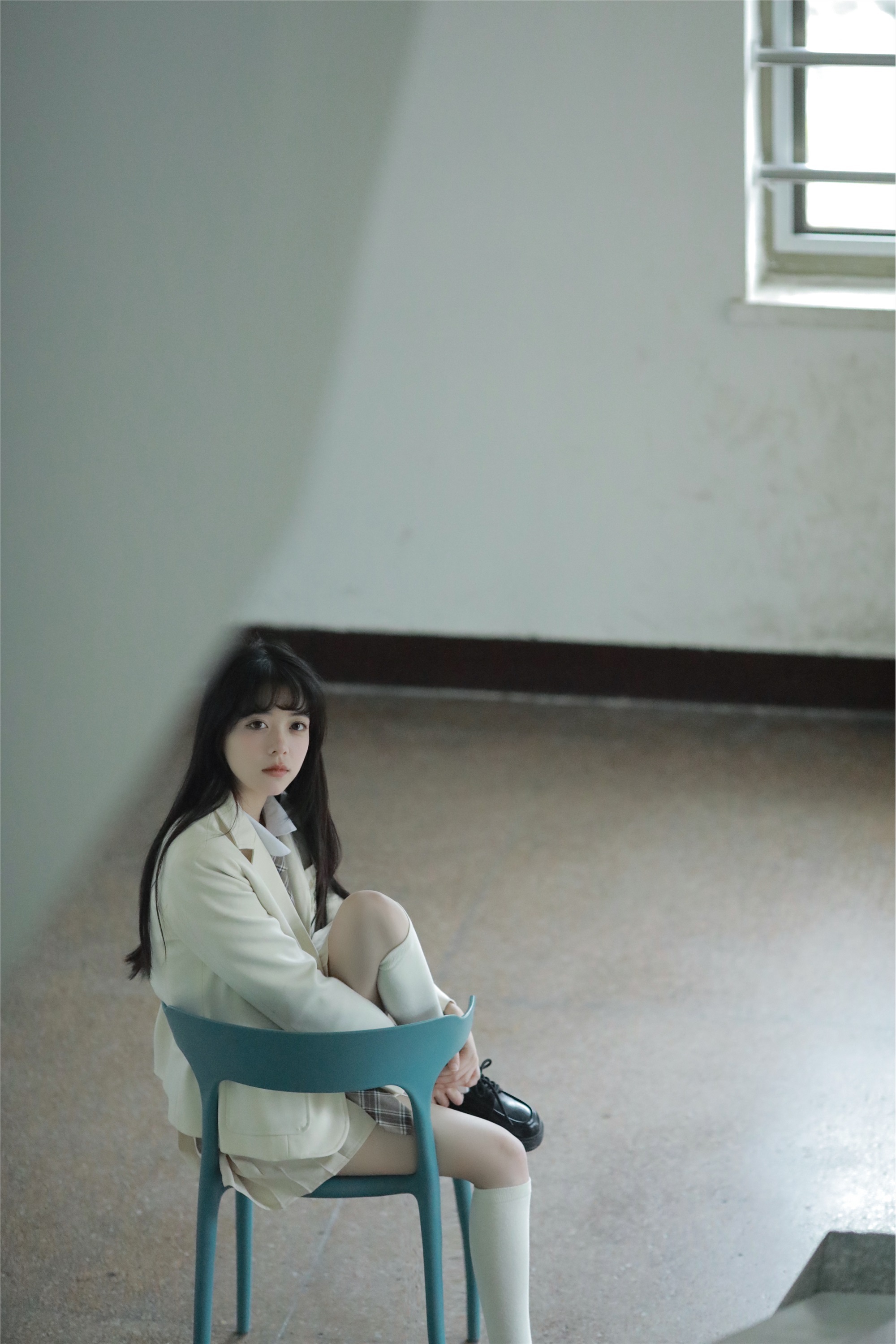 YITUYU艺图语 2025.01.04 楼梯间 姜见过